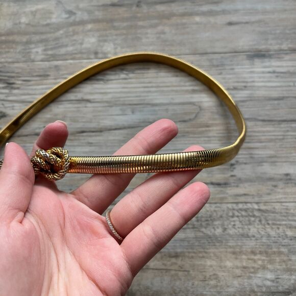 Mimi Di N 1972 Gold Metal Stretch Belt Statement Buckle Old Money Aesthetic 26" - Picture 5 of 8